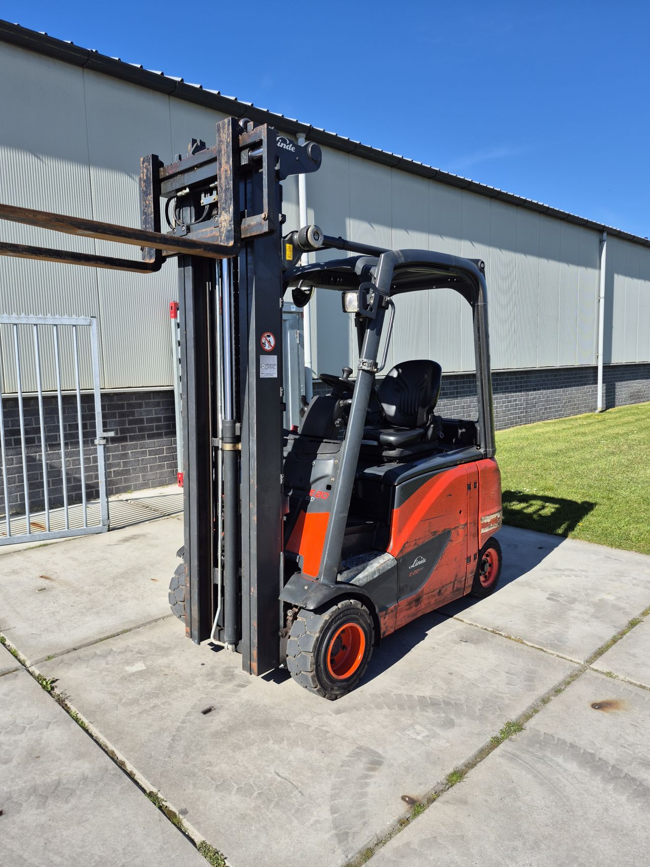 Linde E20PH-02 triplex sideshift 5.620mm bj 2014 accu 82%