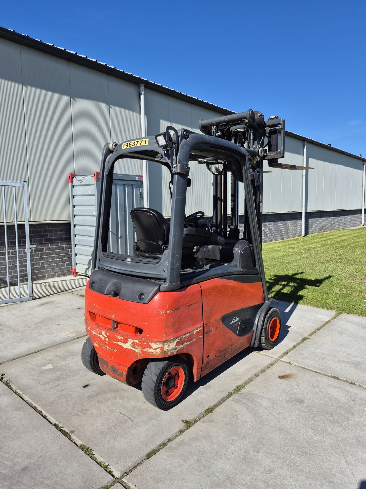 Linde E20PH-02 triplex sideshift 5.620mm bj 2014 accu 82%