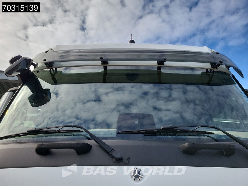 Mercedes Actros 1851 4X2 BigSpace Retarder 2xTanks ACC