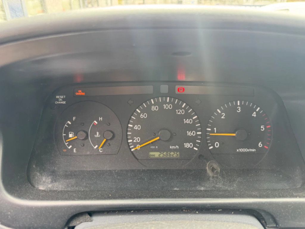 Toyota HiAce **BELGIAN ORIGINE-TOPSHAPE**