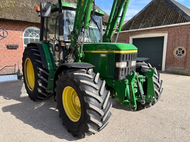 John deere 6310