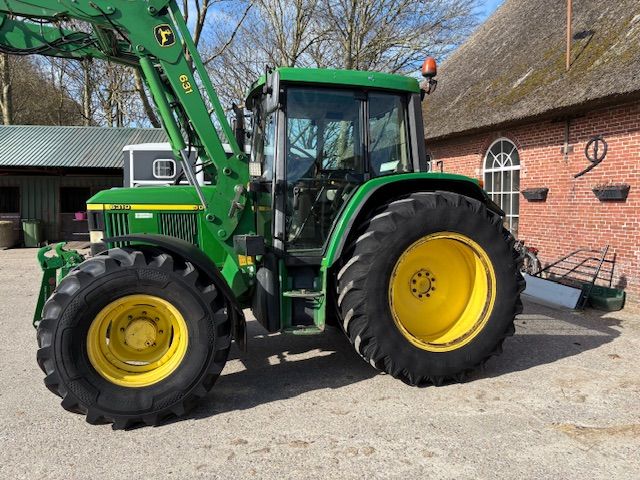 John deere 6310