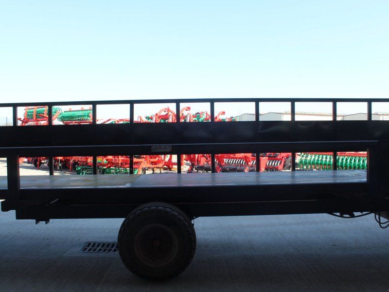 Selbstlader Ballenwagen