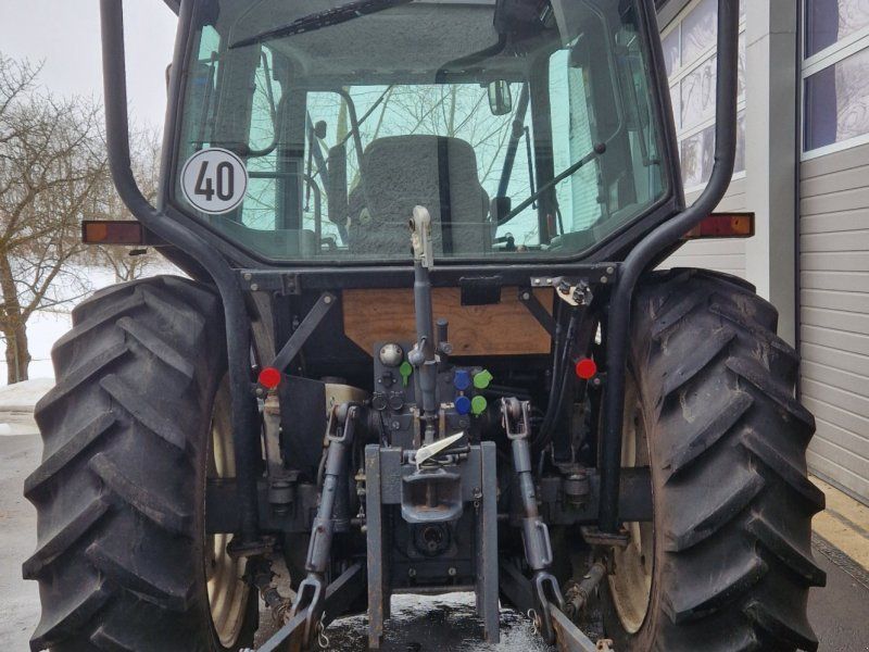 New Holland TL 100