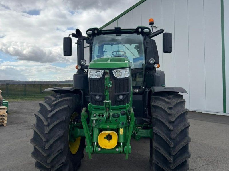 John Deere 6250R