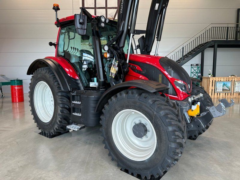 Valtra N 175