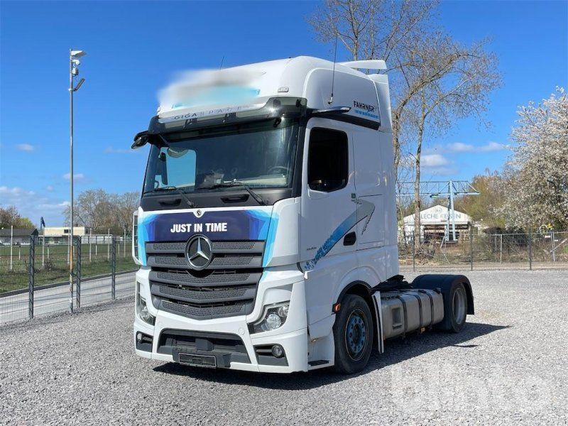 Mercedes-Benz Actros 1845 MP5 GigaSpace Low