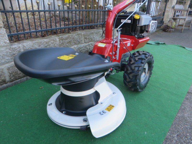 Eurosystems *ER* M250 mit Scheibenmähwerk; 3 Vor- und 2 Rückwärtsgänge