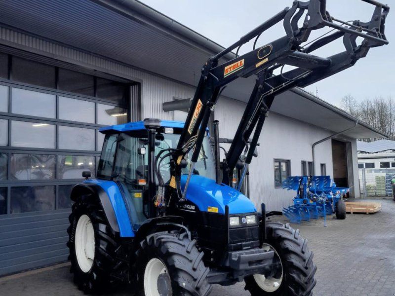New Holland TS 100