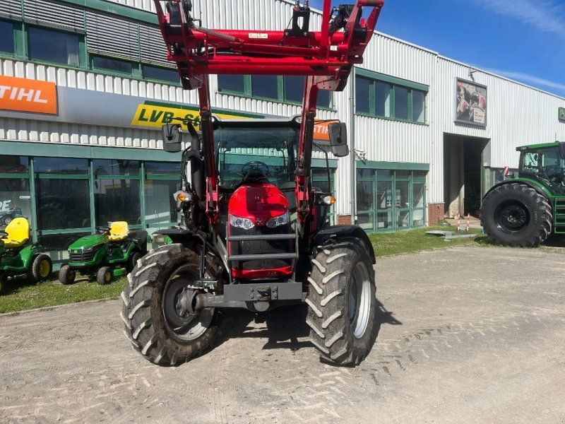 Massey Ferguson 5709