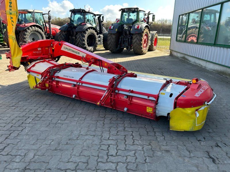 Pöttinger NovaCat 352 CF