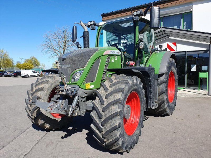 Fendt 718 Vario (S4) Profi Plus