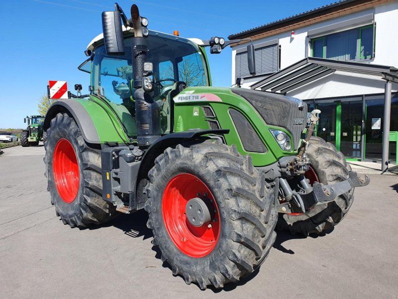 Fendt 718 Vario (S4) Profi Plus