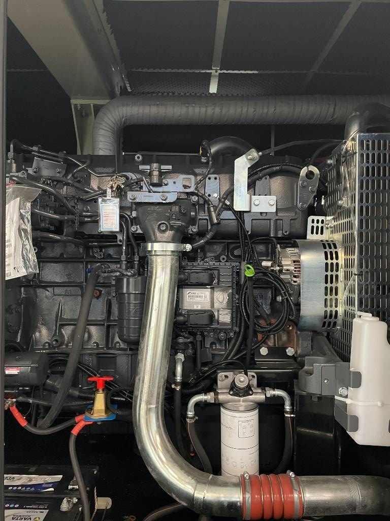 Iveco CR13TE7W - 550 kVA Generator - DPX-19797