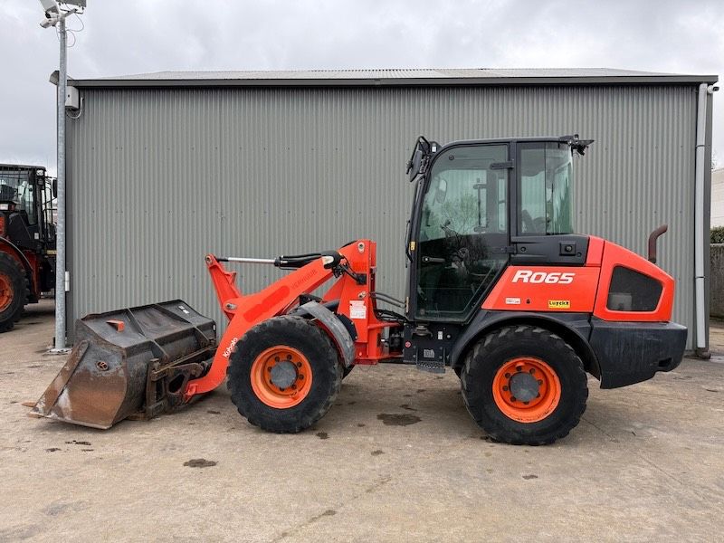 Kubota R 065