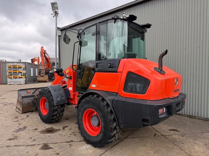 Kubota R 065
