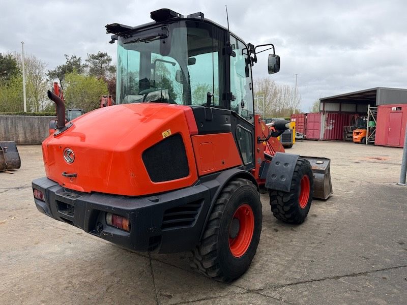 Kubota R 065