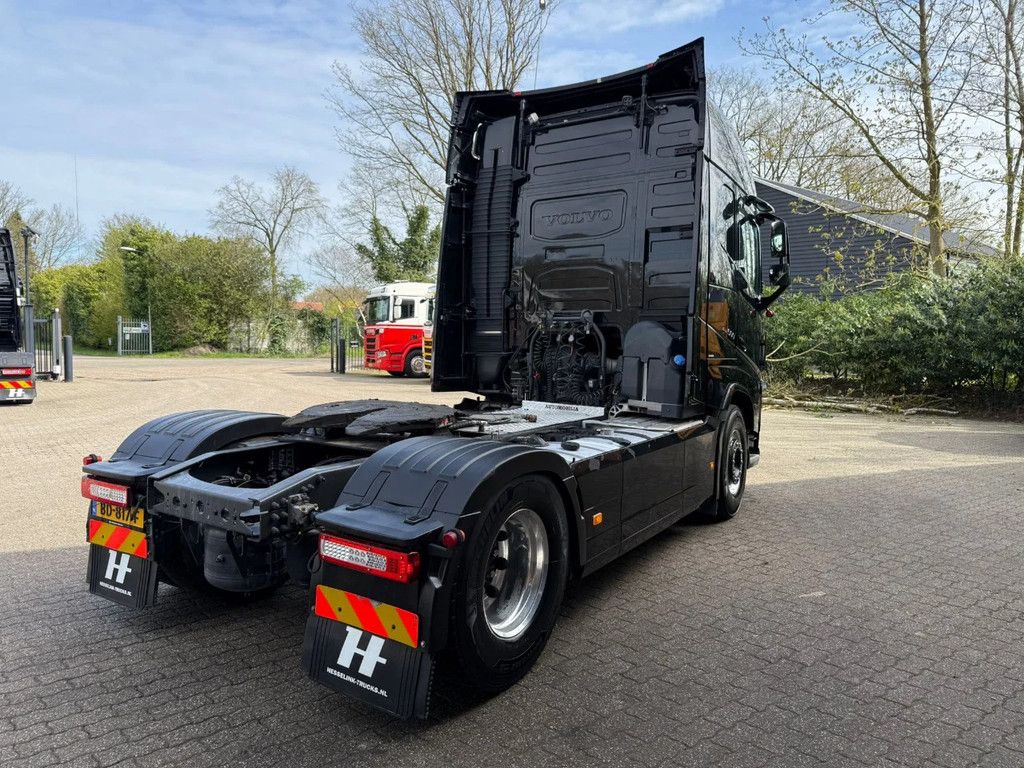 Volvo FH 500 Globetrotter XL Full air Hydraulic Alcoa 400.404KM!! NL Truck APK/TUV 03-2027