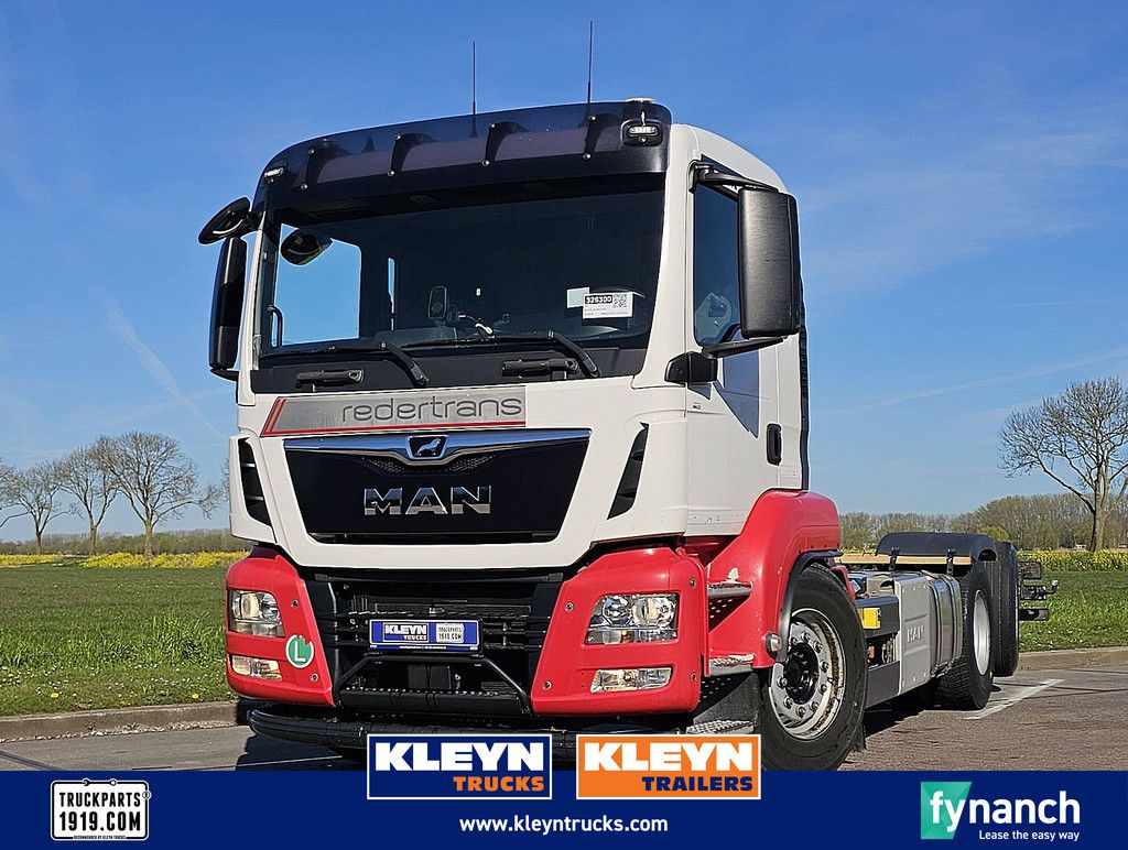 M.A.N. 26.460 TGS 6x2*4