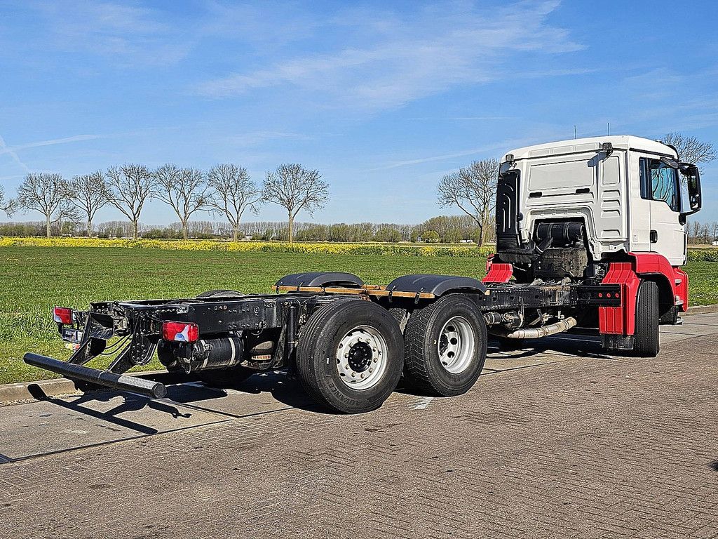 M.A.N. 26.460 TGS 6x2*4