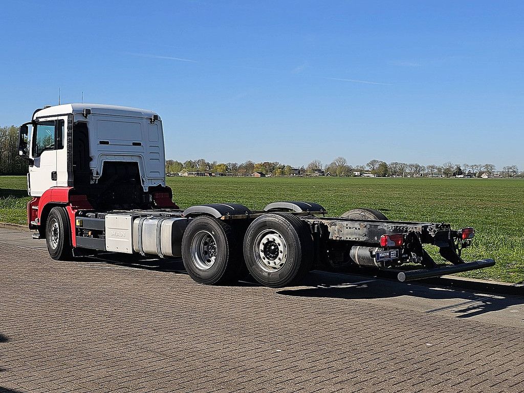 M.A.N. 26.460 TGS 6x2*4
