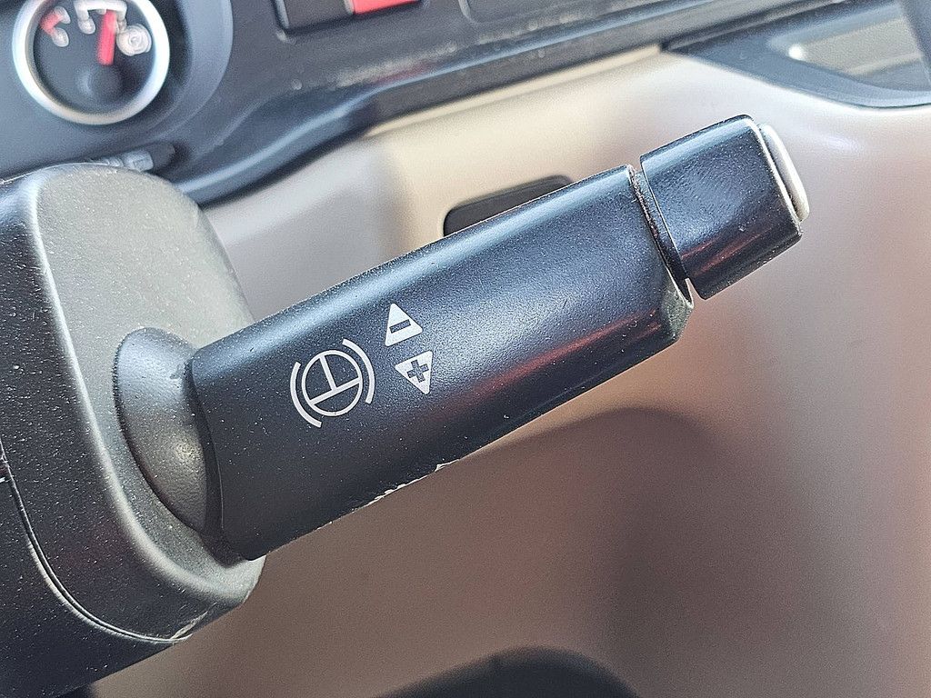 M.A.N. 26.460 TGS 6x2*4