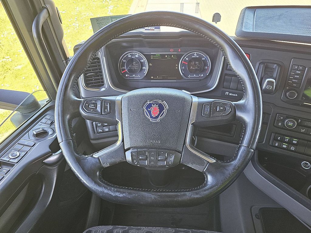 SCANIA R450 hl,adr exiii,fl