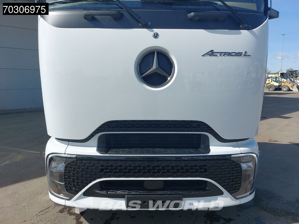 Mercedes Actros L 1853 4X2 NEW! ProCabin-Big 2x tanks Retarder Standclima Navi ACC