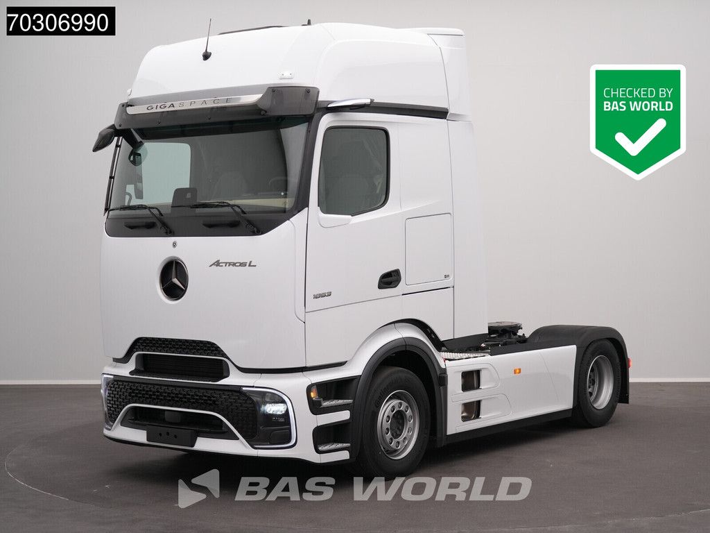 Mercedes Actros 1853 4X2 NEW! ProCabin-Giga 2x tanks Retarder Standclima Navi ACC