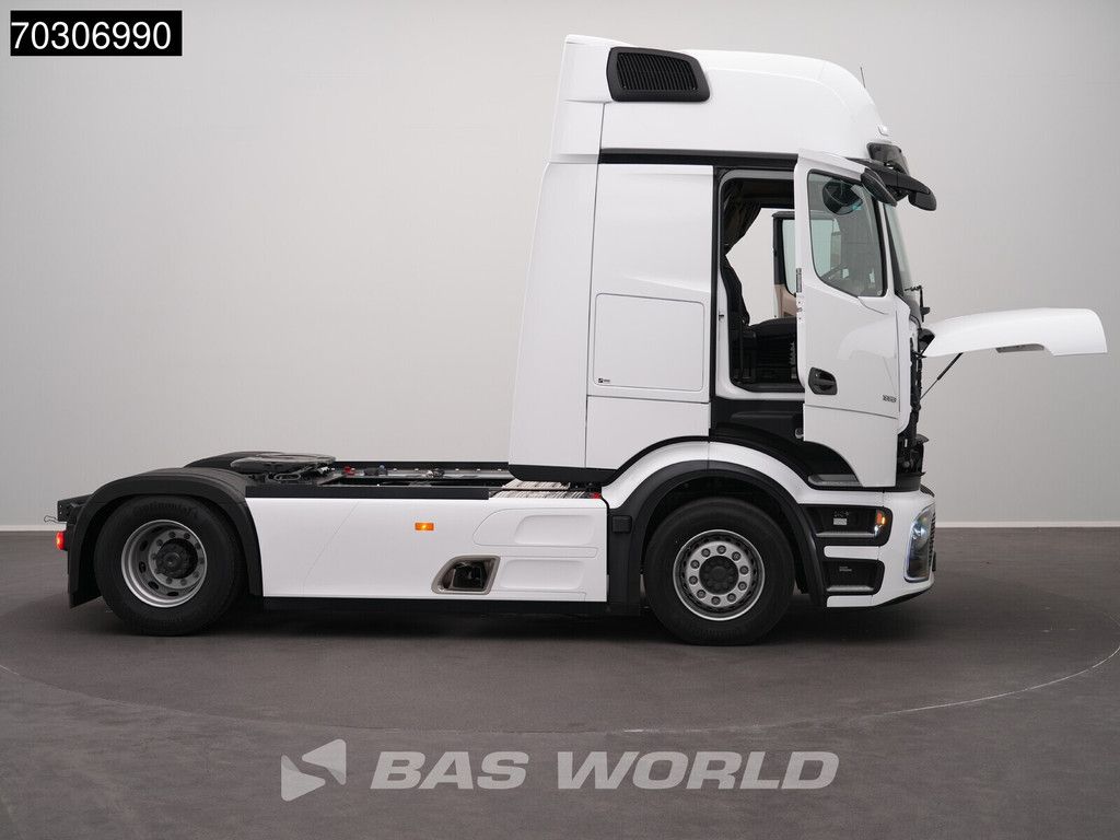 Mercedes Actros 1853 4X2 NEW! ProCabin-Giga 2x tanks Retarder Standclima Navi ACC