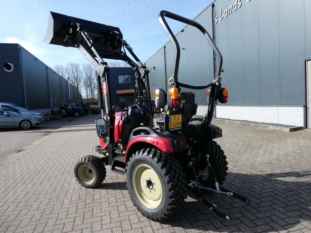 Yanmar SA326 4wd HST / 00020 Draaiuren / Maxiloader