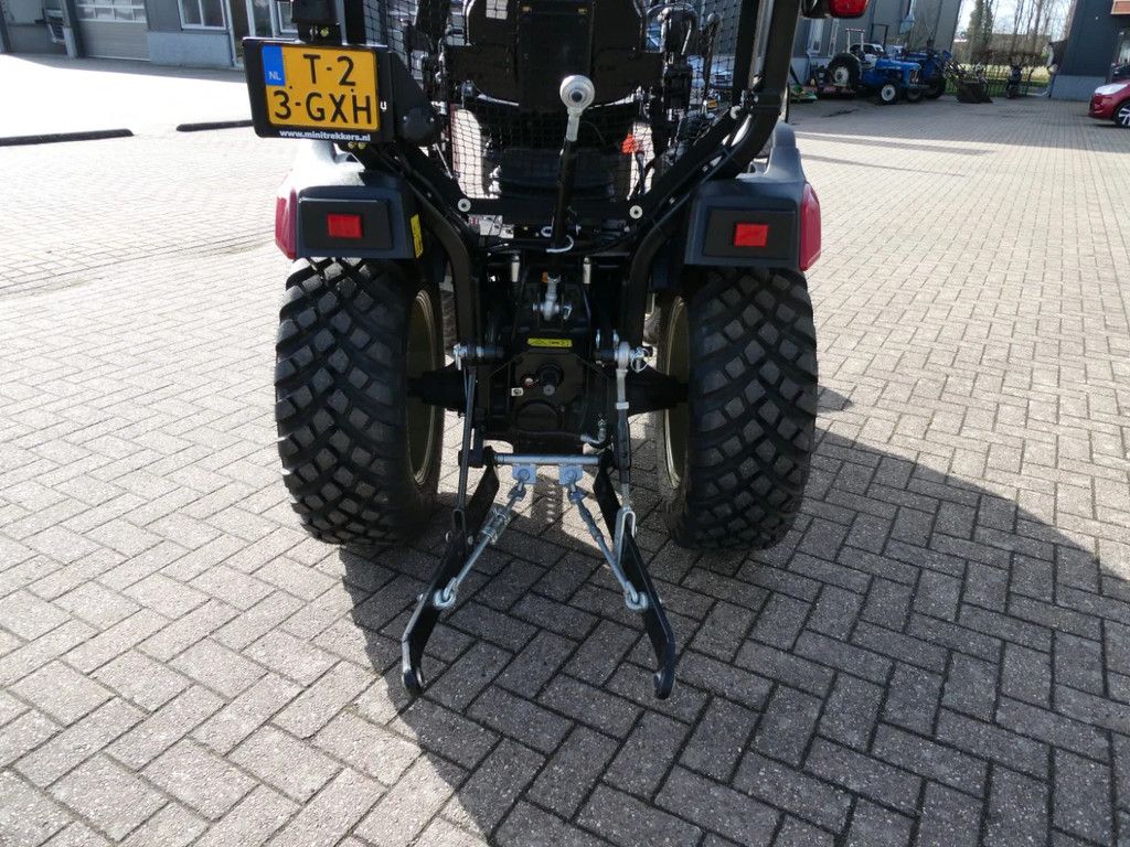 Yanmar SA326 4wd HST / 00020 Draaiuren / Maxiloader