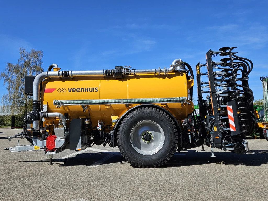 Veenhuis Premium Quad Shift 15.800 met Fullject 9m bemester