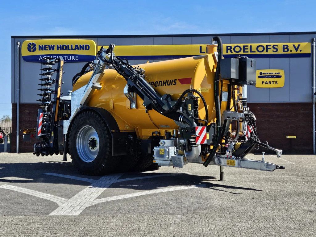 Veenhuis Premium Quad Shift 15.800 met Fullject 9m bemester