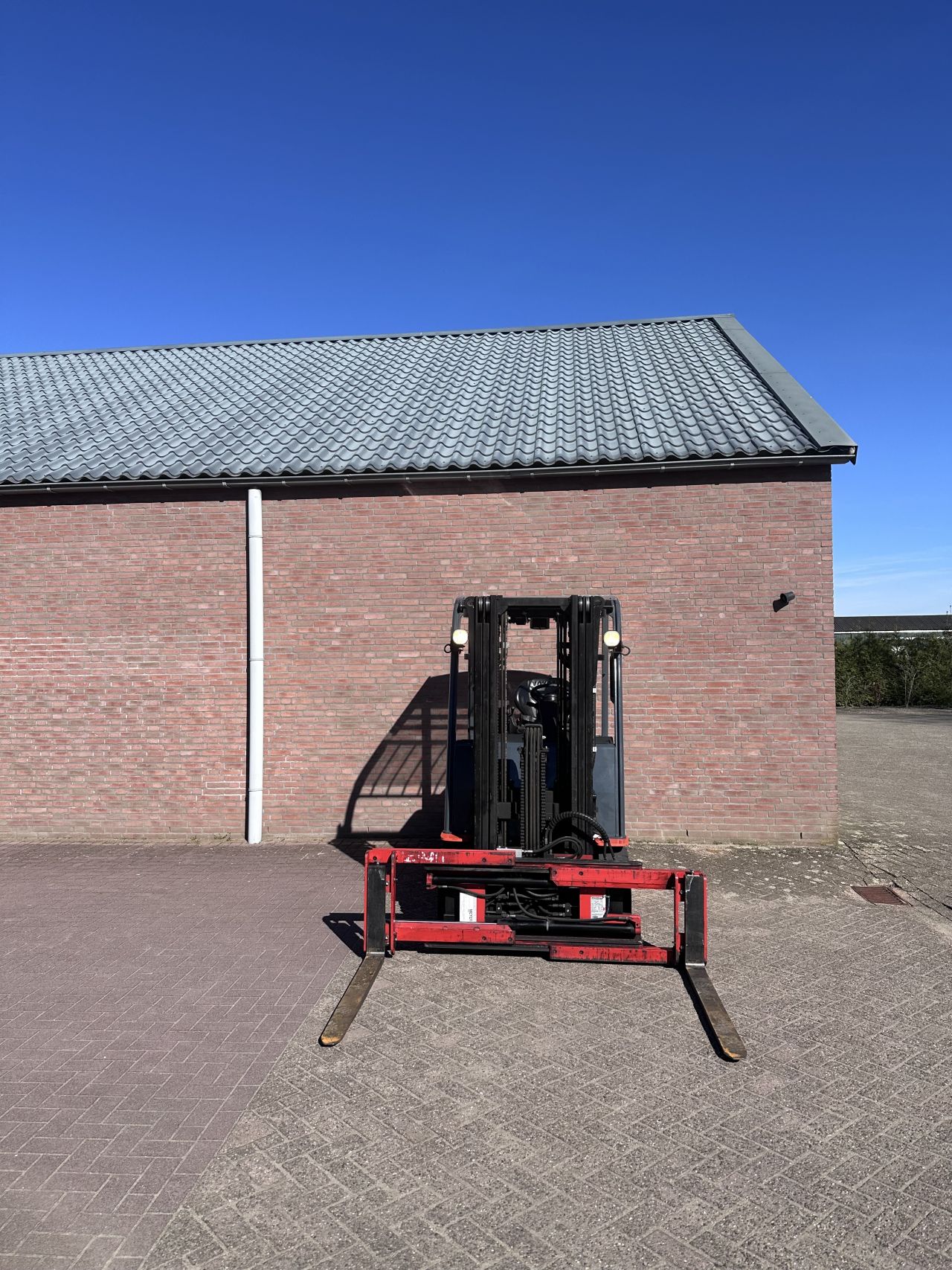 Toytota 8FBMT25 Nieuwstaat! 600 uur! triplo elektrische heftruck