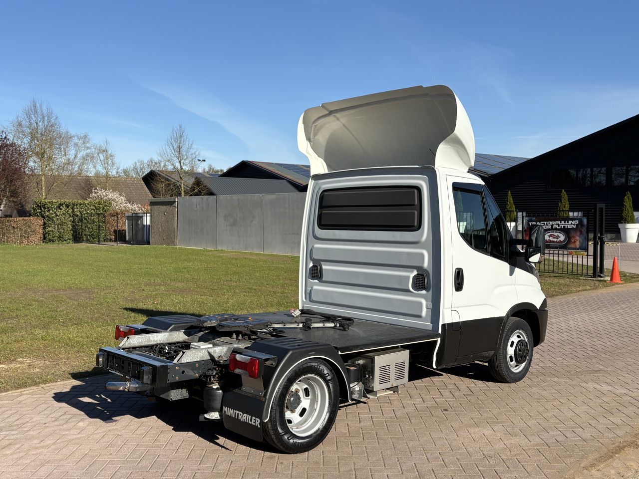 Be trekker 8.7 TON Iveco Daily 40C18 euro 6