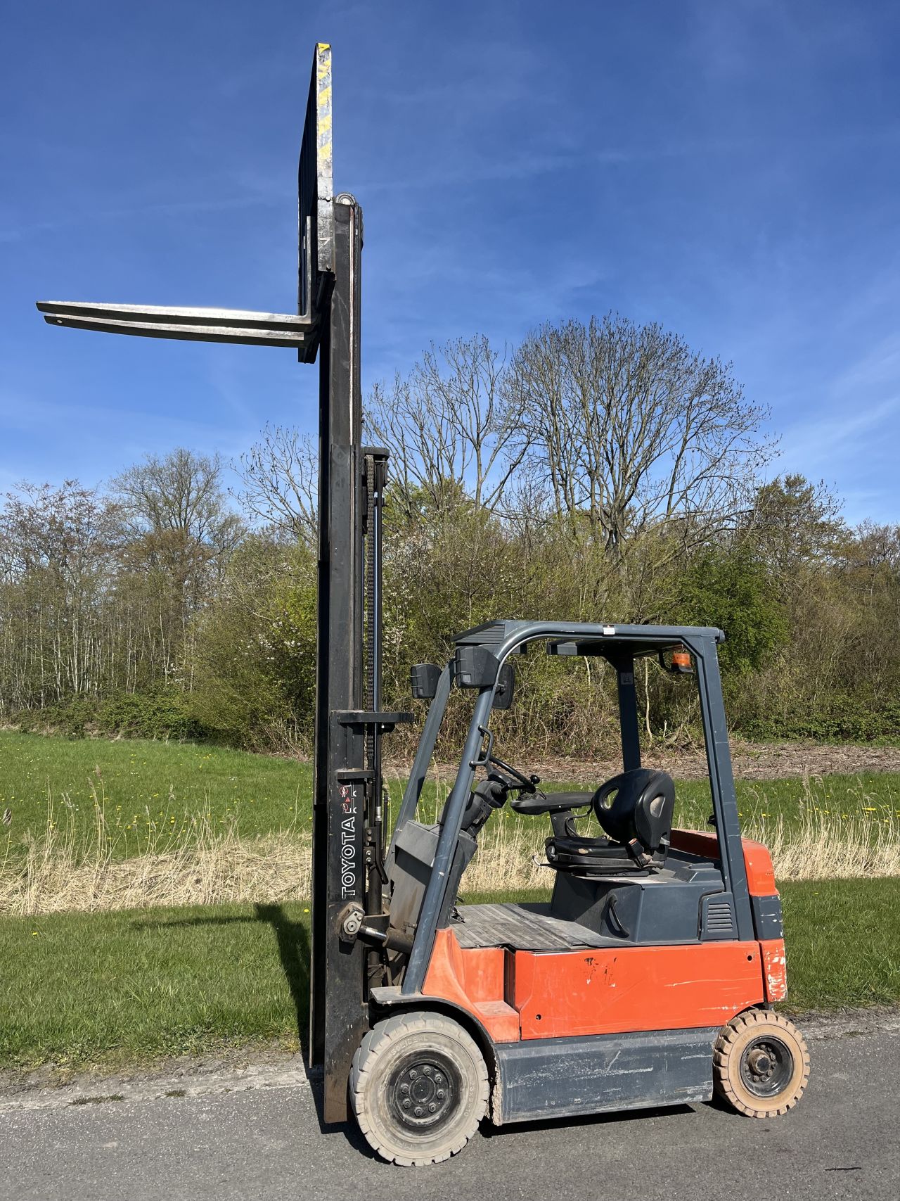 Toyota 2500kg elektrische heftruck triplo sideshift