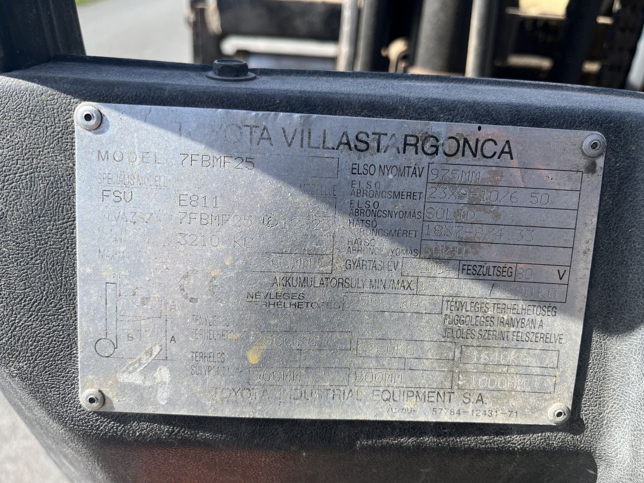 Toyota 2500kg elektrische heftruck triplo sideshift