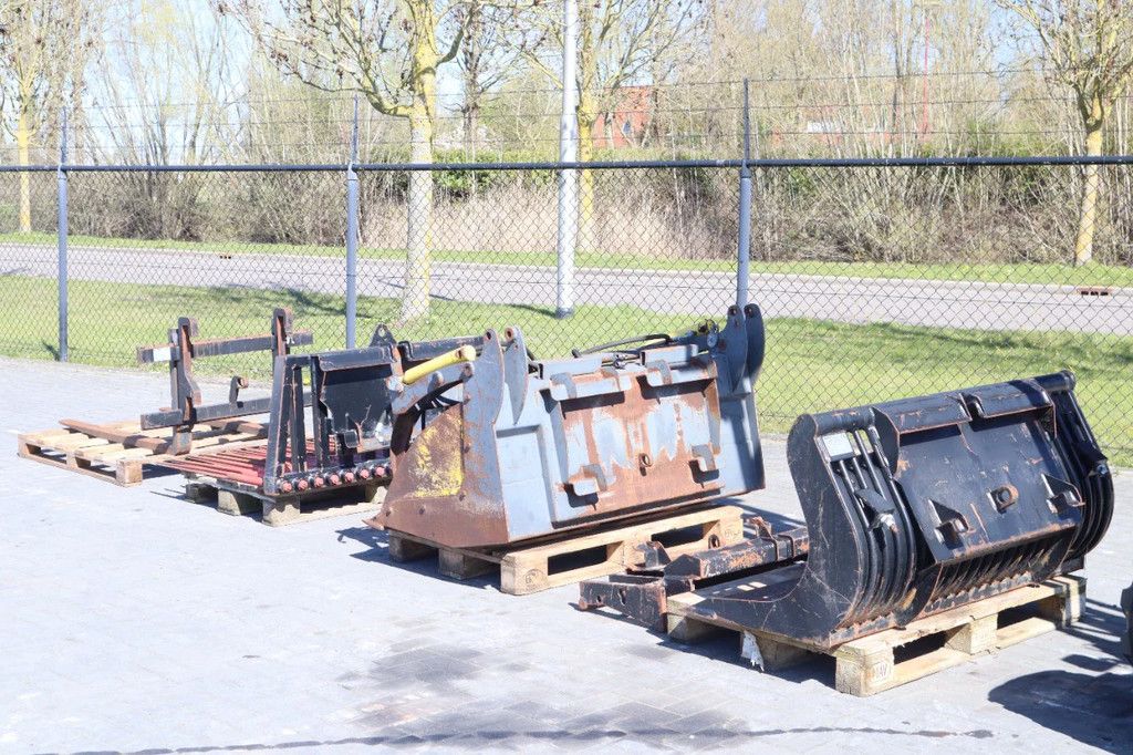 JCB 403 WLS | 5X ATTACHMENTS | EURO ADAPTER