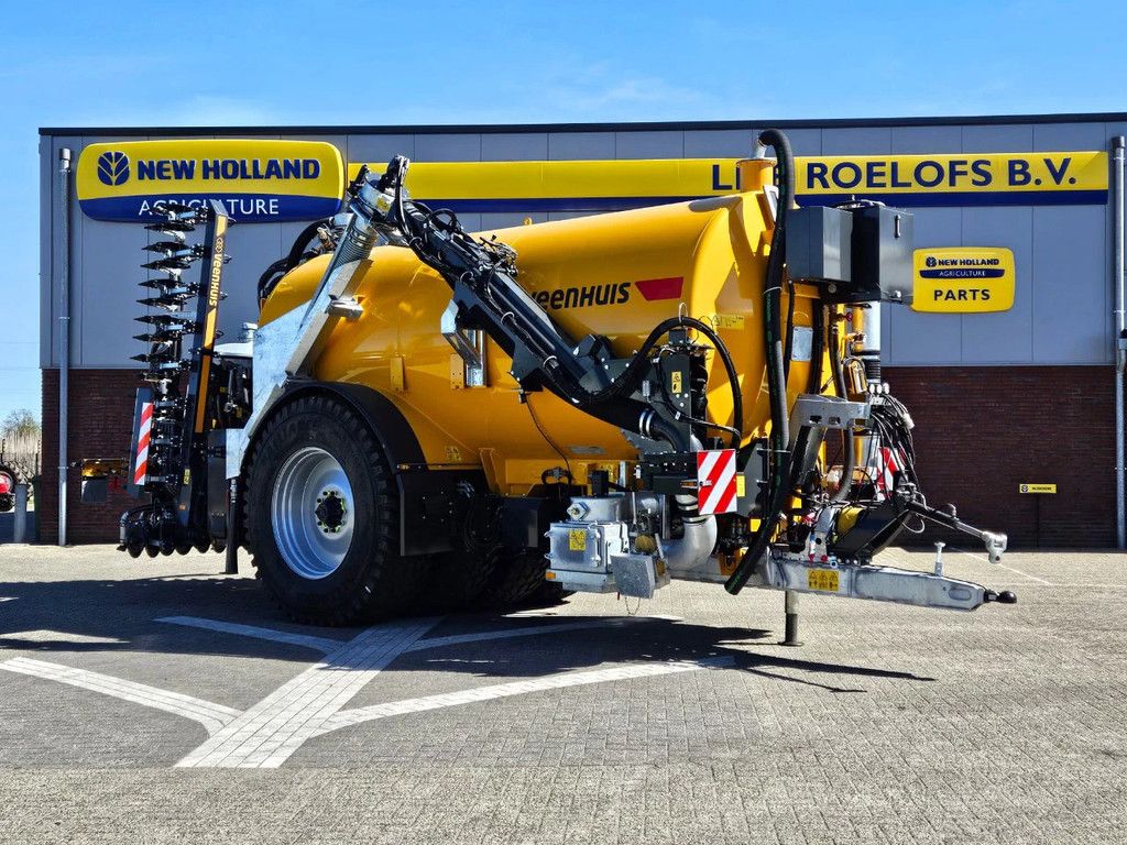 Veenhuis Premium Quad Shift 15.800 met Fullject 9m bemester