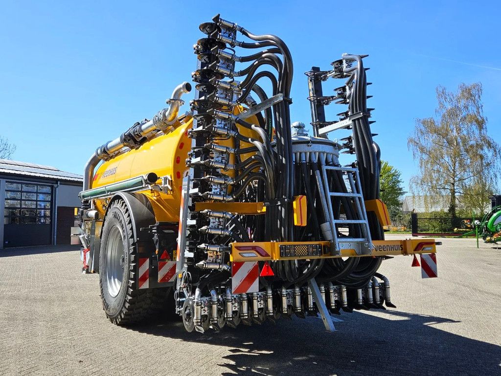 Veenhuis Premium Quad Shift 15.800 met Fullject 9m bemester