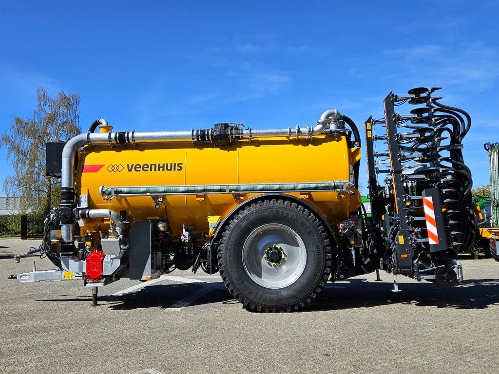 Veenhuis Premium Quad Shift 15.800 met Fullject 9m bemester