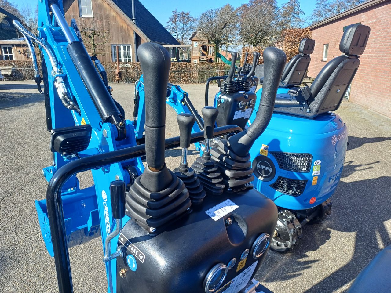 Rippa R06 Kubota minigraver