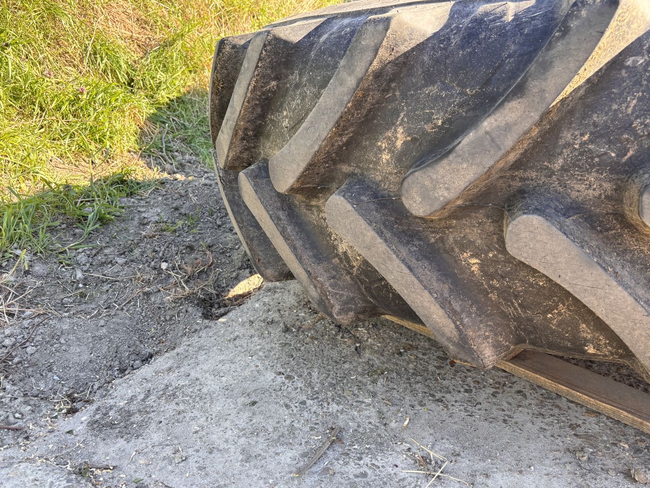 Set wielen 520/85R38 - profiel 90%