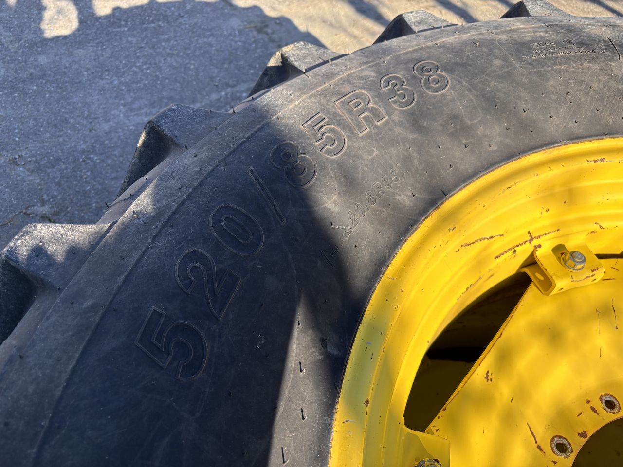 Set wielen 520/85R38 - profiel 90%