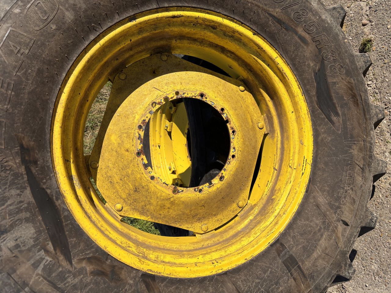 Set wielen 520/85R38 - profiel 90%