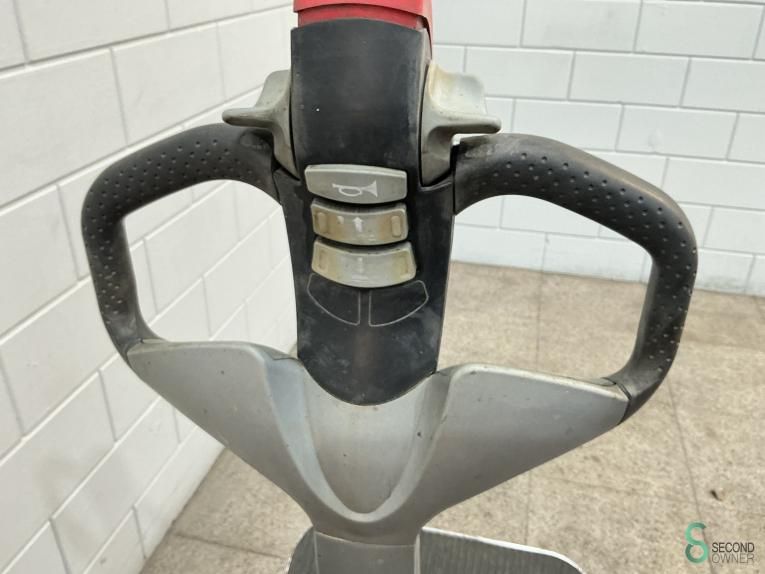 Pallet trucks Electric Still EXU20S