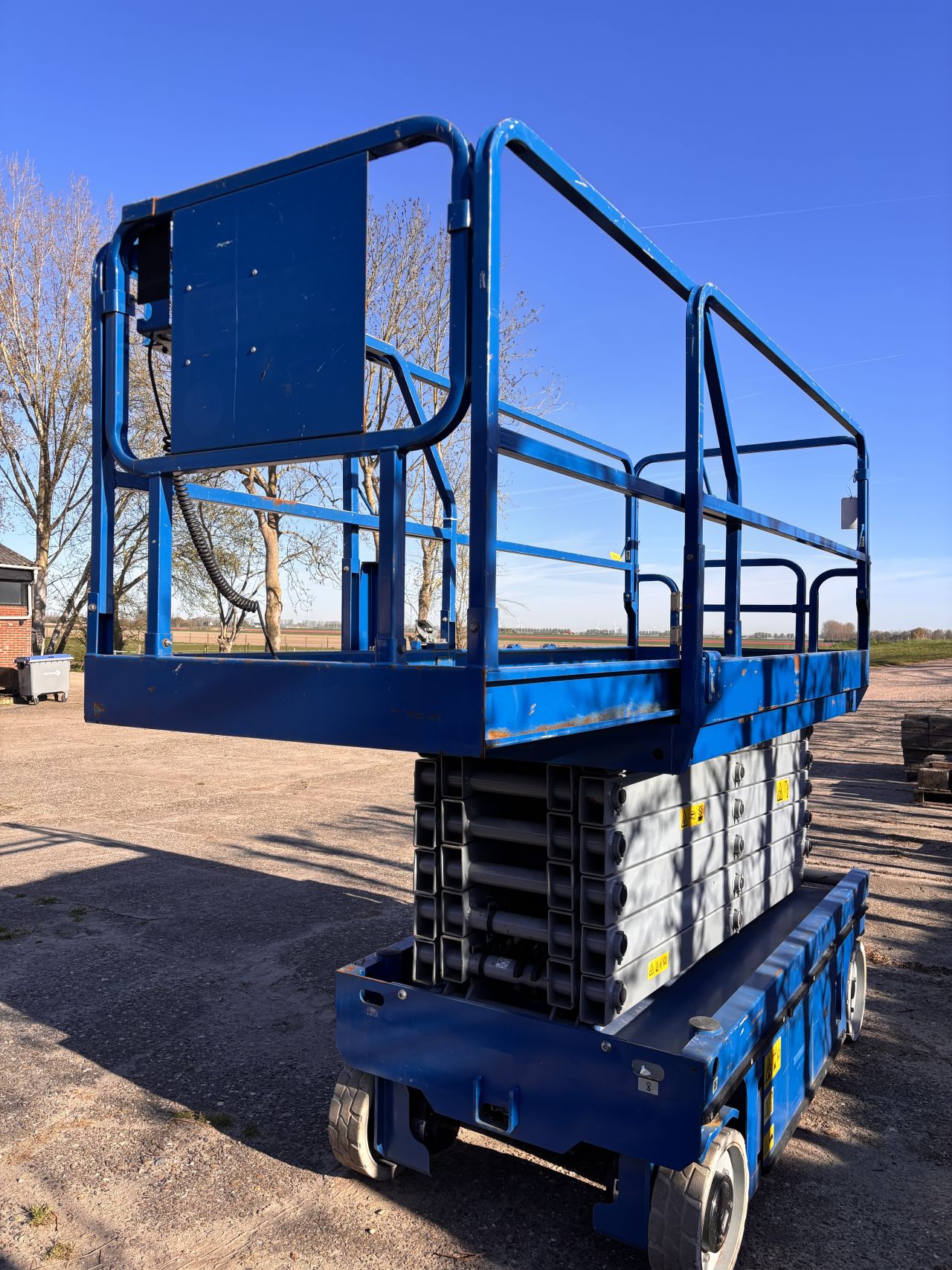 Elektrische schaarhoogwerker - werkhoogte 16,0m - 2020 - 106 uur