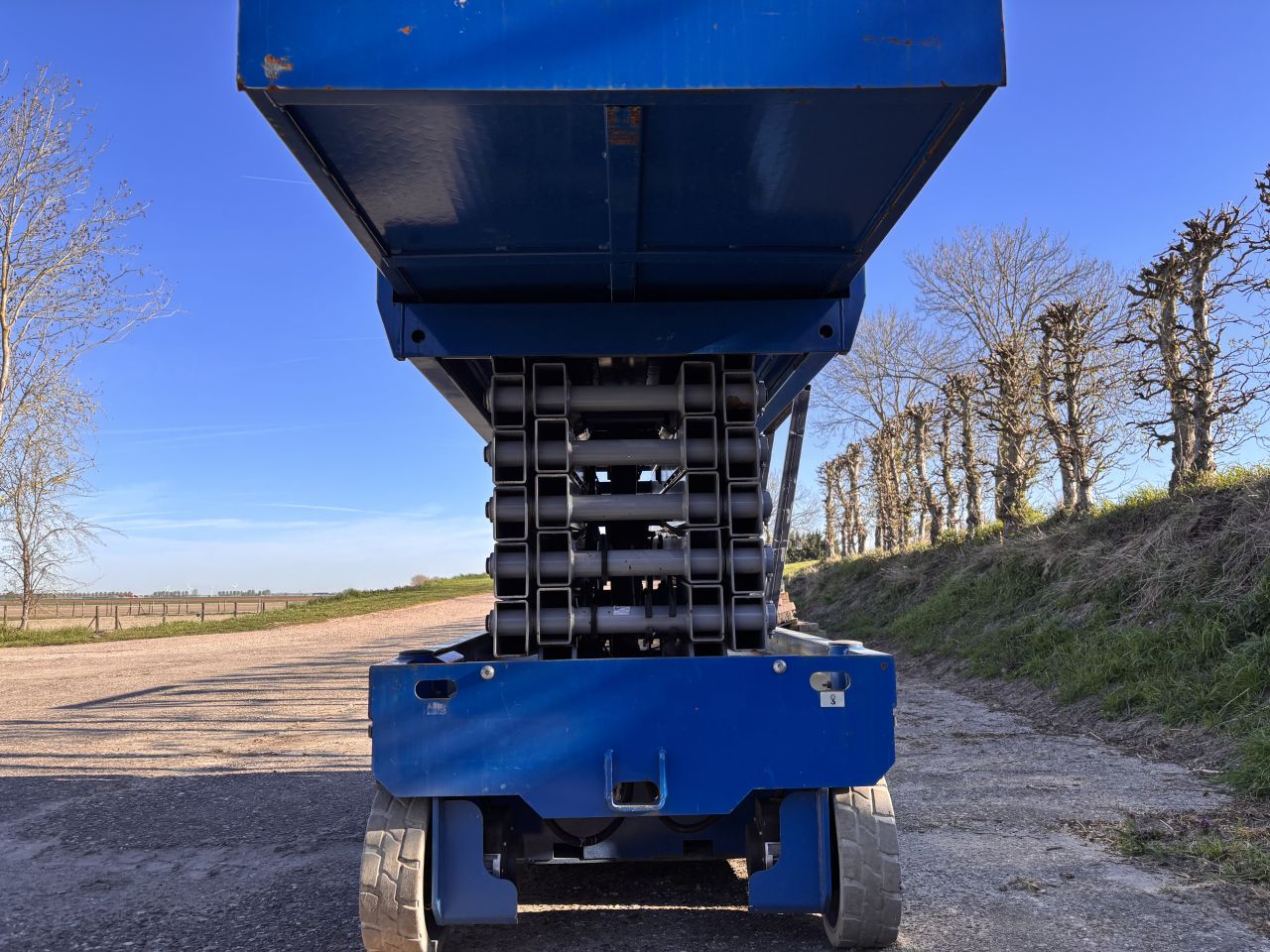 Elektrische schaarhoogwerker - werkhoogte 16,0m - 2020 - 106 uur