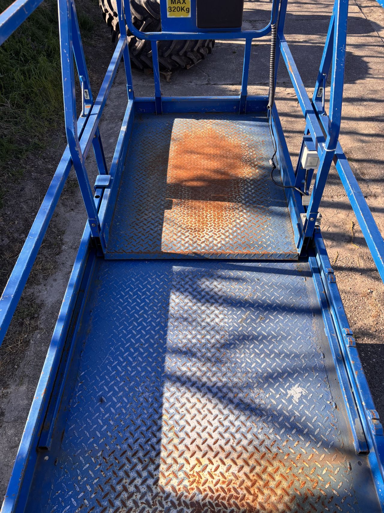 Elektrische schaarhoogwerker - werkhoogte 16,0m - 2020 - 106 uur